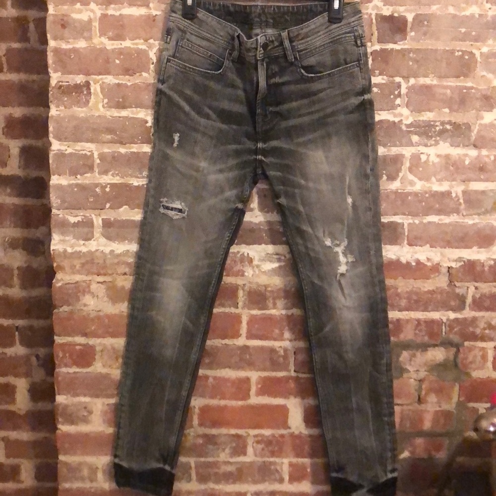 Men’s Distressed Grey Jeans